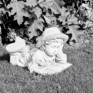 garden ornaments