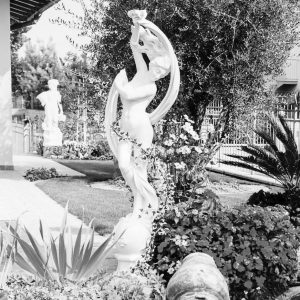 garden ornaments