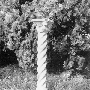 garden ornaments